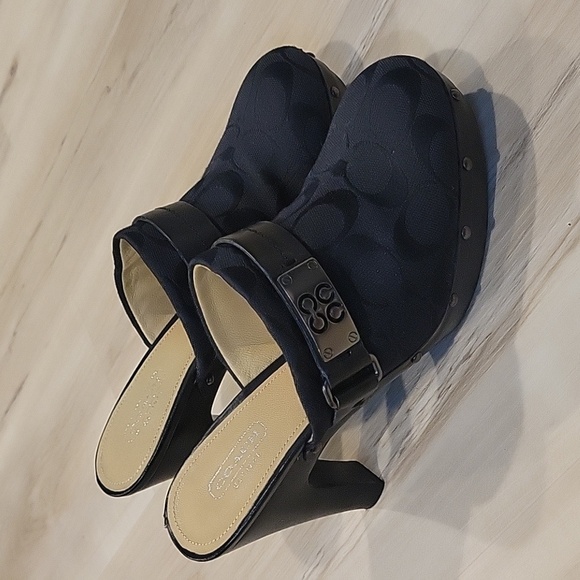 COACH Black Ivy C Signature Logo Fabric Clogs Mules Wooden Heels 7. - Picture 2 of 10